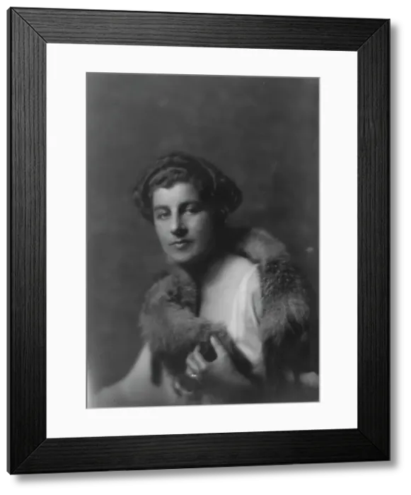 Framed Print : Morris, Gouverneur, Mrs. portrait photograph, 1917 Sept. 8. Creator: Arnold Genthe Framed Print : Morris, Gouverneur, Mrs. portrait photograph, 1917 Sept. 8. Creator: Arnold Genthe