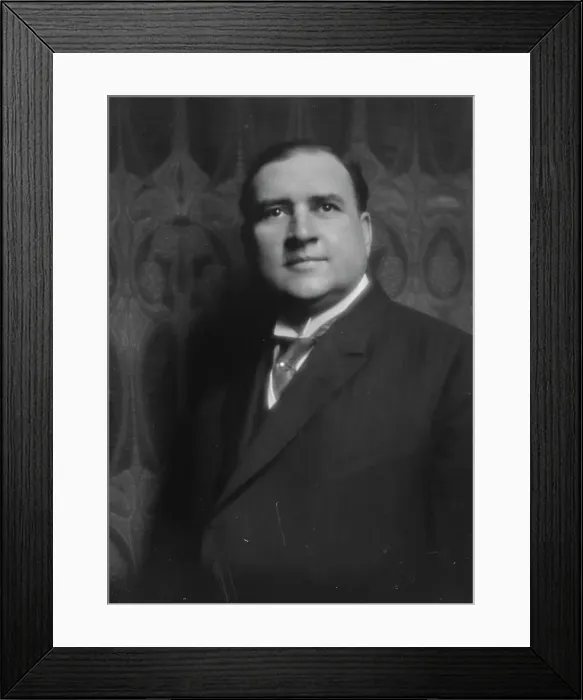 Framed Print : Henshaw, Mr. portrait photograph, 1913 Apr. 30. Creator: Arnold Genthe Framed Print : Henshaw, Mr. portrait photograph, 1913 Apr. 30. Creator: Arnold Genthe