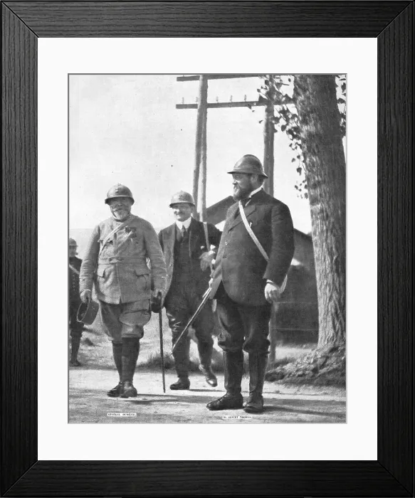Framed Print : Le grand usinier de la Guerre; le sous-secretaire d'Etat aux munitions, M. Albert Thomas... 1916. Creator: Unknown Framed Print : Le grand usinier de la Guerre; le sous-secretaire d'Etat aux munitions, M. Albert Thomas... 1916. Creator: Unknown