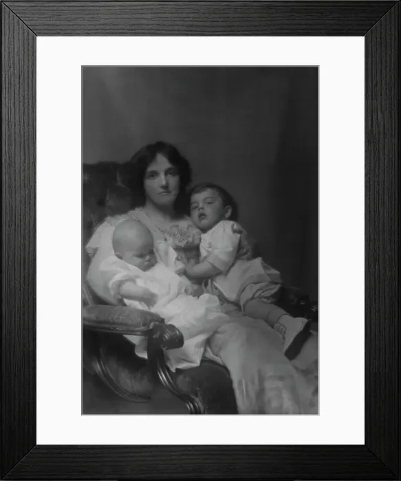 Framed Print : Gillingham, John K. Mrs. and children, portrait photograph, 1913. Creator: Arnold Genthe Framed Print : Gillingham, John K. Mrs. and children, portrait photograph, 1913. Creator: Arnold Genthe
