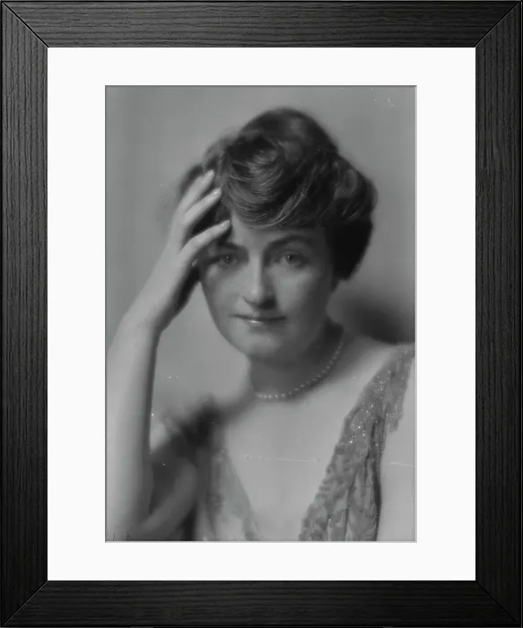 Framed Print : Jackson, Suzanne, Miss, portrait photograph, 1914 July 9. Creator: Arnold Genthe Framed Print : Jackson, Suzanne, Miss, portrait photograph, 1914 July 9. Creator: Arnold Genthe