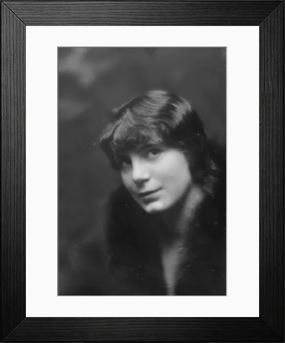 Framed Print : Scheftel, Walter, Mrs. portrait photograph, 1912 Nov. 21. Creator: Arnold Genthe Framed Print : Scheftel, Walter, Mrs. portrait photograph, 1912 Nov. 21. Creator: Arnold Genthe