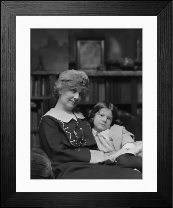 Framed Print : Unidentified woman and child, possibly members of the Percy MacKaye family, portrait... ca. 1913. Creator: Arnold Genthe Framed Print : Unidentified woman and child, possibly members of the Percy MacKaye family, portrait... ca. 1913. Creator: Arnold Genthe