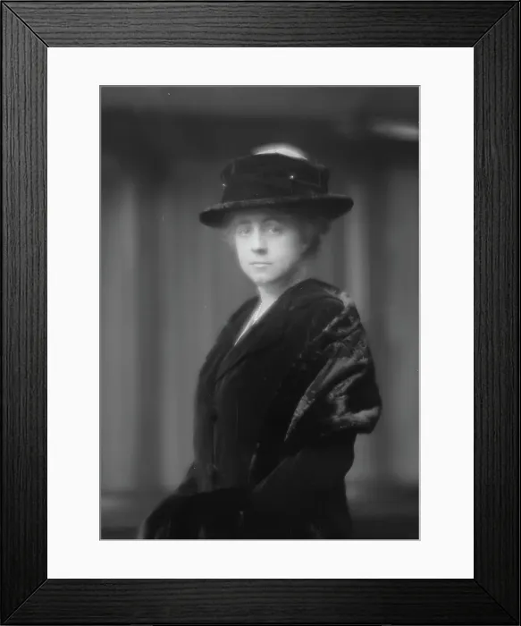 Framed Print : Schwan, L.M. Mrs. portrait photograph, 1913 Apr. 7. Creator: Arnold Genthe Framed Print : Schwan, L.M. Mrs. portrait photograph, 1913 Apr. 7. Creator: Arnold Genthe
