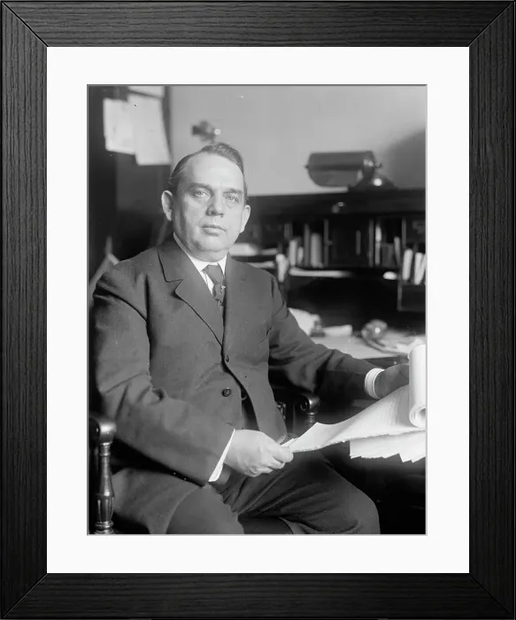 Framed Print : Edward John King, Rep. from Illinois, 1914. Creator: Harris & Ewing. Edward John King, Rep. from Illinois, 1914. Creator: Harris & Ewing Framed Print : Edward John King, Rep. from Illinois, 1914. Creator: Harris & Ewing. Edward John King, Rep. from Illinois, 1914. Creator: Harris & Ewing