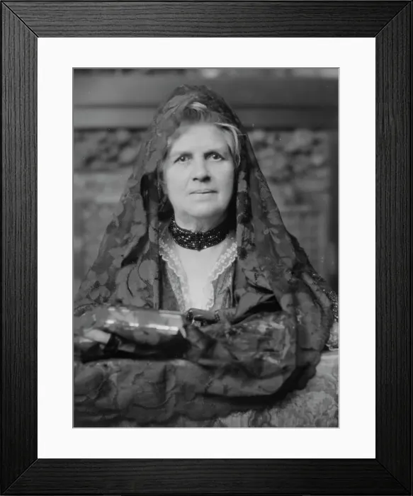 Framed Print : Seymour, Mrs. aunt of, portrait photograph, 1916. Creator: Arnold Genthe Framed Print : Seymour, Mrs. aunt of, portrait photograph, 1916. Creator: Arnold Genthe