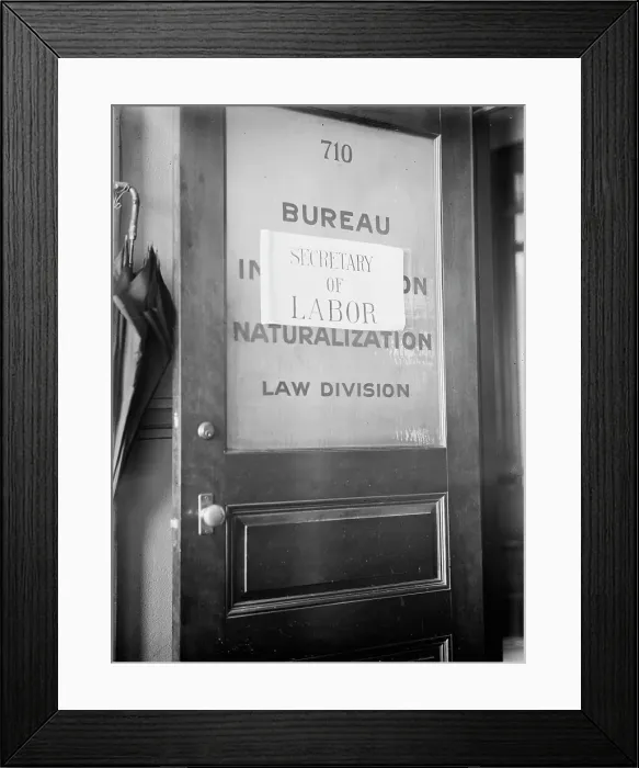 Framed Print : Dept. Of Labor - Sign On Door For Newly Created Office of Sec. of Labor, 1913. Creator: Harris & Ewing. Dept. Of Labor - Sign On Door For Newly Created Office of Sec. of Labor, 1913. Creator: Harris & Ewing Framed Print : Dept. Of Labor - Sign On Door For Newly Created Office of Sec. of Labor, 1913. Creator: Harris & Ewing. Dept. Of Labor - Sign On Door For Newly Created Office of Sec. of Labor, 1913. Creator: Harris & Ewing