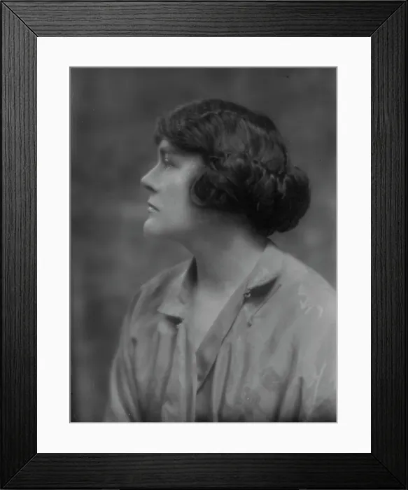Framed Print : Smith, Clarence E. Mrs. portrait photograph, 1914 May 15. Creator: Arnold Genthe Framed Print : Smith, Clarence E. Mrs. portrait photograph, 1914 May 15. Creator: Arnold Genthe