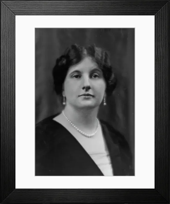 Framed Print : Stanton, Frank, Mrs. portrait photograph, 1913 Dec. 18. Creator: Arnold Genthe Framed Print : Stanton, Frank, Mrs. portrait photograph, 1913 Dec. 18. Creator: Arnold Genthe