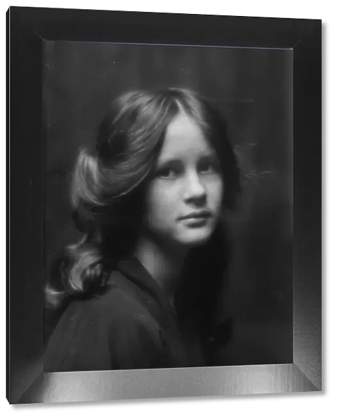 Stebbins, Jocelyn, Miss (Mrs. Fletcher), portrait photograph, 1912 or 1913. Creator: Arnold Genthe