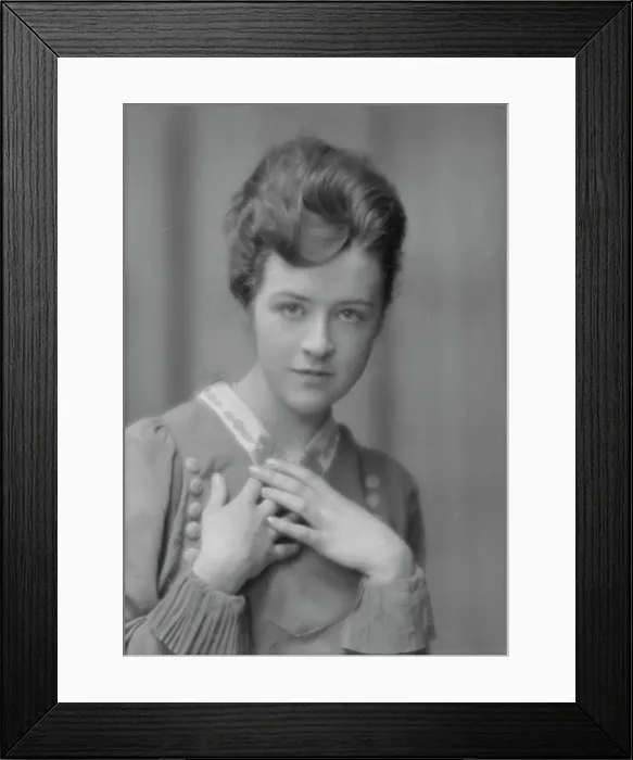 Framed Print : Tanner, Rhoda, Miss (Mrs. Doubleday), portrait photograph, 1915 Mar. 17. Creator: Arnold Genthe Framed Print : Tanner, Rhoda, Miss (Mrs. Doubleday), portrait photograph, 1915 Mar. 17. Creator: Arnold Genthe