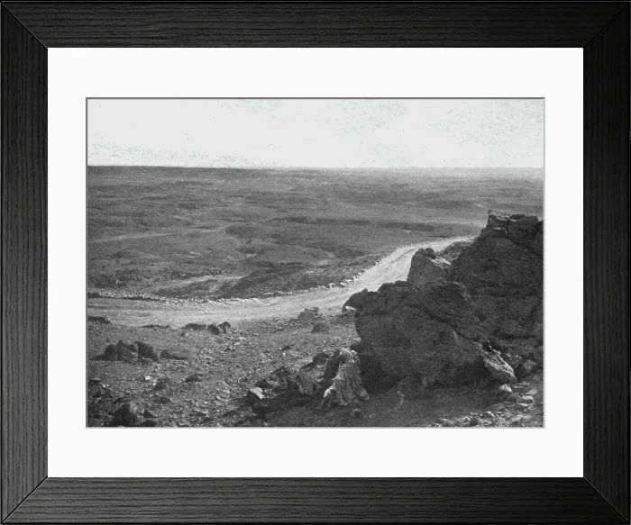 Framed Print : Vue du Sahara prise du col de Sfa, pres de Biskra; Afrique du nord, 1914. Creator: Unknown Framed Print : Vue du Sahara prise du col de Sfa, pres de Biskra; Afrique du nord, 1914. Creator: Unknown