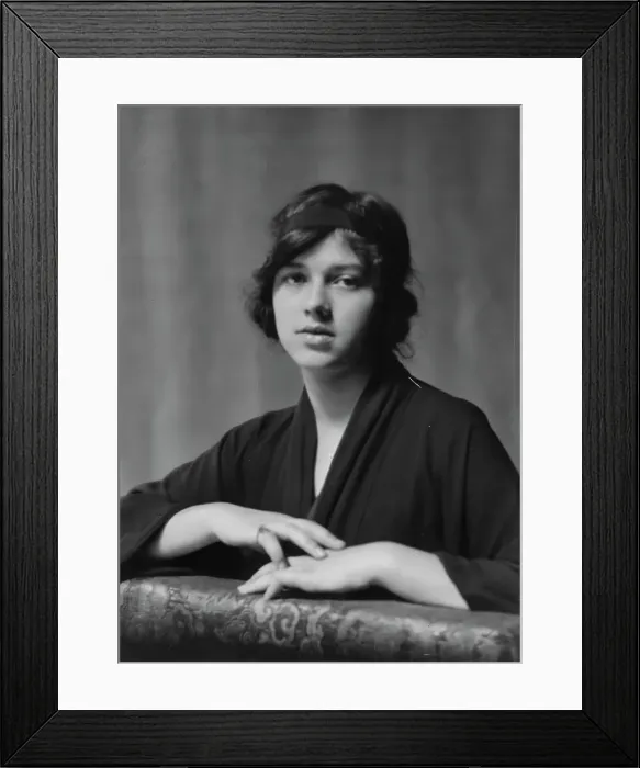 Framed Print : Williamson, W.F. Mrs. (Laura), portrait photograph, 1913 July 18. Creator: Arnold Genthe Framed Print : Williamson, W.F. Mrs. (Laura), portrait photograph, 1913 July 18. Creator: Arnold Genthe