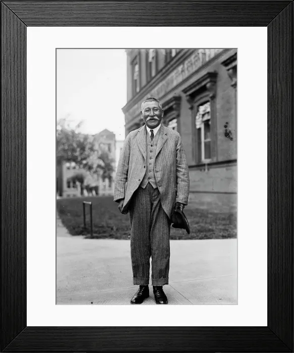 Framed Print : Indians, American - Spo Pee, 1913. Creator: Harris & Ewing. Indians, American - Spo Pee, 1913. Creator: Harris & Ewing Framed Print : Indians, American - Spo Pee, 1913. Creator: Harris & Ewing. Indians, American - Spo Pee, 1913. Creator: Harris & Ewing
