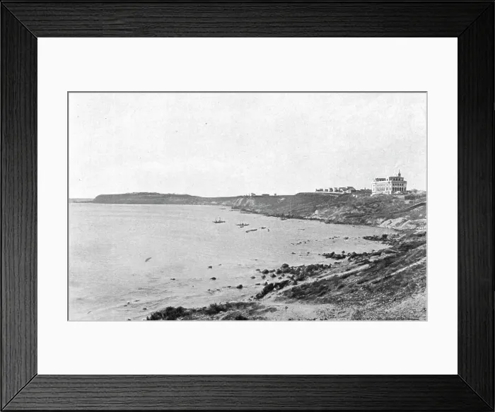 Framed Print : Dakar et le palais du gouverneur general; L'Ouest Africain, 1914. Creator: Unknown Framed Print : Dakar et le palais du gouverneur general; L'Ouest Africain, 1914. Creator: Unknown