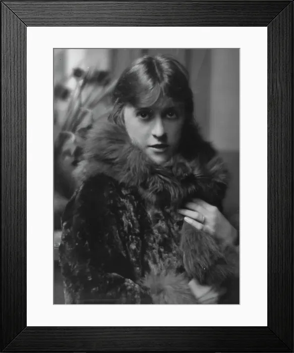 Framed Print : Knox, P.C. Jr. Mrs. portrait photograph, 1915 Feb. 28. Creator: Arnold Genthe Framed Print : Knox, P.C. Jr. Mrs. portrait photograph, 1915 Feb. 28. Creator: Arnold Genthe