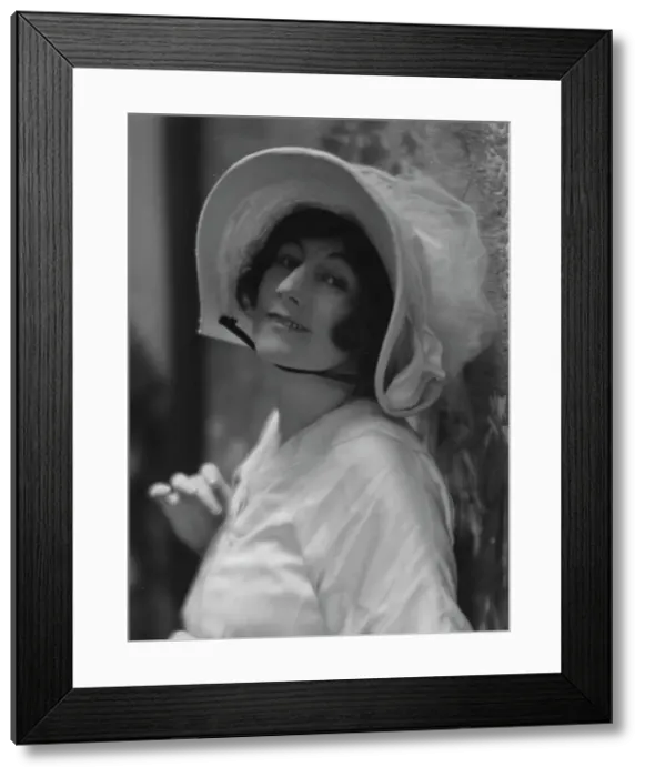 Framed Print : Krall, C. Miss, portrait photograph, 1913. Creator: Arnold Genthe