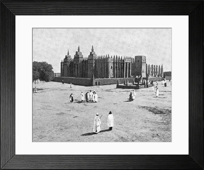 Framed Print : La mosquee de Djenne reconstruite en 1907, d'apres les plans de l'ancienne; L'Ouest Africain, 1914. Creator: Unknown Framed Print : La mosquee de Djenne reconstruite en 1907, d'apres les plans de l'ancienne; L'Ouest Africain, 1914. Creator: Unknown