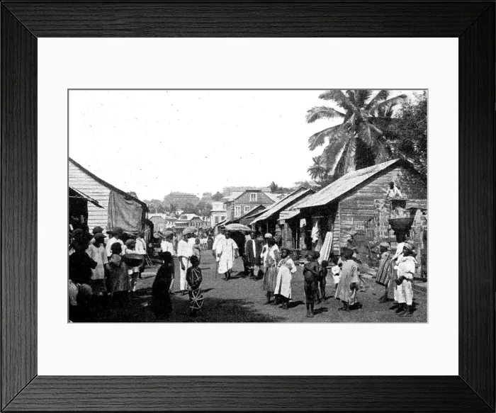 Framed Print : Freetown. Une rue; L'Ouest Africain, 1914. Creator: Unknown Framed Print : Freetown. Une rue; L'Ouest Africain, 1914. Creator: Unknown