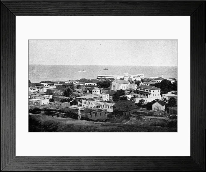 Framed Print : Vue generale de Cape Coast Castle. La Cote d'Or; L'Ouest Africain, 1914. Creator: Unknown Framed Print : Vue generale de Cape Coast Castle. La Cote d'Or; L'Ouest Africain, 1914. Creator: Unknown