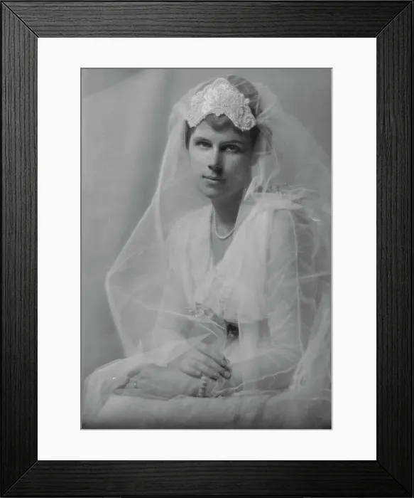Framed Print : Doster, Alexis, Mrs. portrait photograph, 1917 Oct. 13. Creator: Arnold Genthe Framed Print : Doster, Alexis, Mrs. portrait photograph, 1917 Oct. 13. Creator: Arnold Genthe