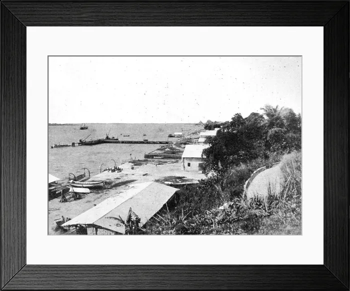 Framed Print : Le port de Douala; L'Ouest Africain, 1914. Creator: Unknown Framed Print : Le port de Douala; L'Ouest Africain, 1914. Creator: Unknown
