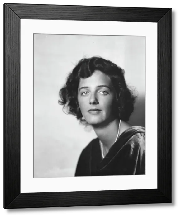 Framed Print : Kramer, A.L. Mrs. (Alice Bishop), portrait photograph, 1932 Creator: Arnold Genthe Framed Print : Kramer, A.L. Mrs. (Alice Bishop), portrait photograph, 1932 Creator: Arnold Genthe