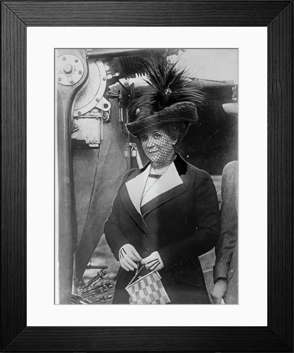 Framed Print : Mrs. Joseph J. Joffre, Wife of Marechal Joffre, 1917. Creator: Unknown Framed Print : Mrs. Joseph J. Joffre, Wife of Marechal Joffre, 1917. Creator: Unknown