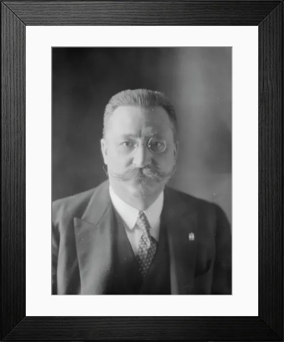 Framed Print : Lago, Mario Rodi, Governor, portrait photograph, 1929 Creator: Arnold Genthe Framed Print : Lago, Mario Rodi, Governor, portrait photograph, 1929 Creator: Arnold Genthe