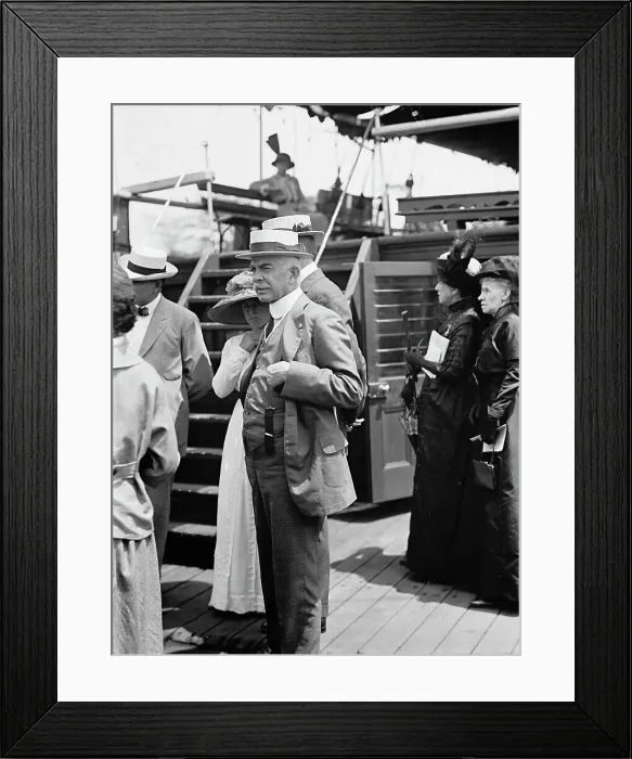 Framed Print : Capt. Hilary Pollard Jones, U.S.N. 1915. Creator: Harris & Ewing. Capt. Hilary Pollard Jones, U.S.N. 1915. Creator: Harris & Ewing Framed Print : Capt. Hilary Pollard Jones, U.S.N. 1915. Creator: Harris & Ewing. Capt. Hilary Pollard Jones, U.S.N. 1915. Creator: Harris & Ewing