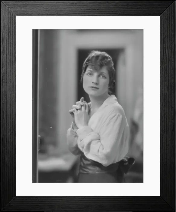 Framed Print : Lee, Betty, Miss, portrait photograph, 1915 Apr. Creator: Arnold Genthe Framed Print : Lee, Betty, Miss, portrait photograph, 1915 Apr. Creator: Arnold Genthe