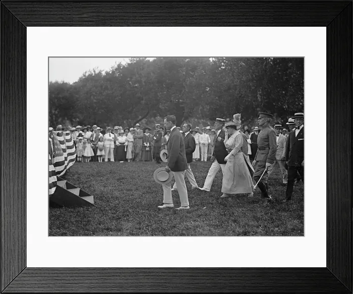 Framed Print : Organization of Government Clerks, President And Mrs. Wilson.. 1917. Creator: Harris & Ewing. Organization of Government Clerks, President And Mrs. Wilson.. 1917. Creator: Harris & Ewing Framed Print : Organization of Government Clerks, President And Mrs. Wilson.. 1917. Creator: Harris & Ewing. Organization of Government Clerks, President And Mrs. Wilson.. 1917. Creator: Harris & Ewing