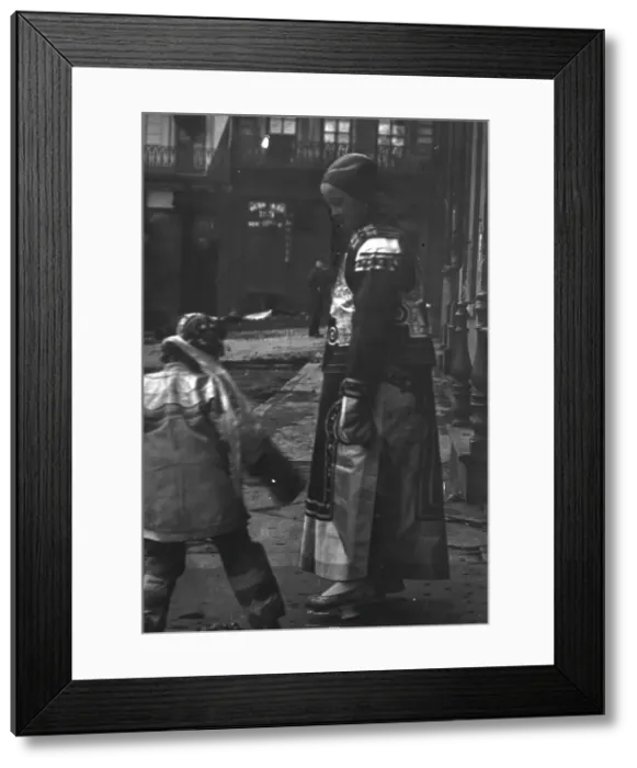 Framed Print : Dressed for a formal visit, Chinatown, San Francisco, between 1896 and 1906. Creator: Arnold Genthe Framed Print : Dressed for a formal visit, Chinatown, San Francisco, between 1896 and 1906. Creator: Arnold Genthe