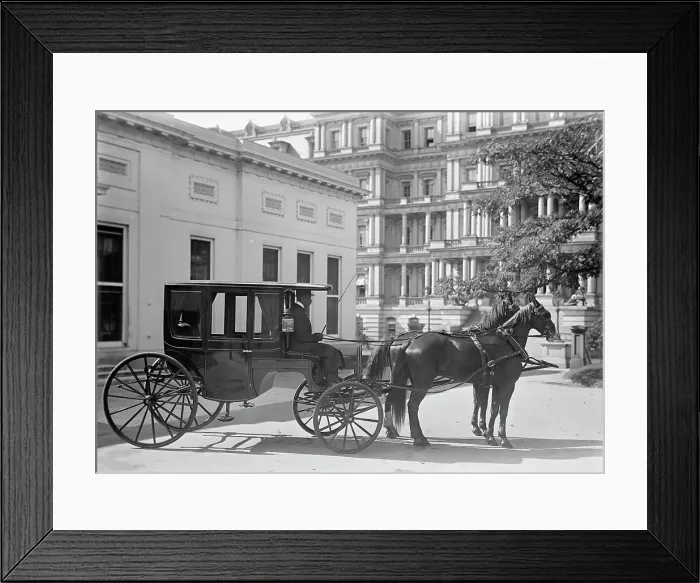 Framed Print : Carriage of David Franklin Houston, Secretary of Agriculture, 1914. Creator: Harris & Ewing. Carriage of David Franklin Houston, Secretary of Agriculture, 1914. Creator: Harris & Ewing Framed Print : Carriage of David Franklin Houston, Secretary of Agriculture, 1914. Creator: Harris & Ewing. Carriage of David Franklin Houston, Secretary of Agriculture, 1914. Creator: Harris & Ewing