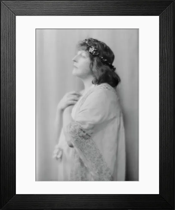 Framed Print : Anglin, Margaret, Miss, in costume, between 1910 and 1925. Creator: Arnold Genthe Framed Print : Anglin, Margaret, Miss, in costume, between 1910 and 1925. Creator: Arnold Genthe