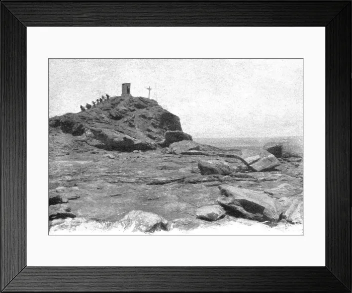 Framed Print : La croix de Dias. Sur l'emplacement qu'occupe la croix actuelle, Bartholomeu Dias... 1914. Creator: Unknown Framed Print : La croix de Dias. Sur l'emplacement qu'occupe la croix actuelle, Bartholomeu Dias... 1914. Creator: Unknown