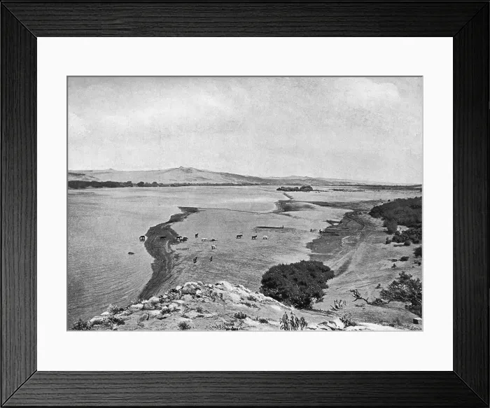 Framed Print : Vue du fleuve Orange pres de Hohenfels; Afrique Australe, 1914. Creator: Unknown Framed Print : Vue du fleuve Orange pres de Hohenfels; Afrique Australe, 1914. Creator: Unknown