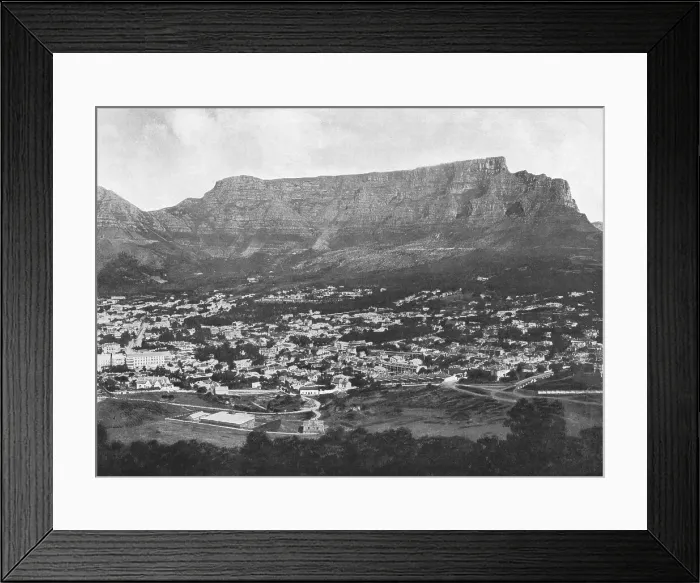 Framed Print : Vue de Cap; Afrique Australe, 1914. Creator: Unknown Framed Print : Vue de Cap; Afrique Australe, 1914. Creator: Unknown