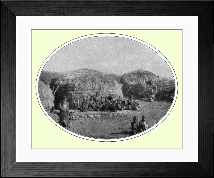 Framed Print : Un Kraal chez les Zoulous; Afrique Australe, 1914. Creator: Unknown Framed Print : Un Kraal chez les Zoulous; Afrique Australe, 1914. Creator: Unknown