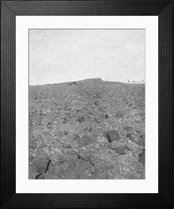 Framed Print : La terre bleue, tiree des puits diamantiferes expose a la desagregation; Afrique Australe, 1914. Creator: Unknown Framed Print : La terre bleue, tiree des puits diamantiferes expose a la desagregation; Afrique Australe, 1914. Creator: Unknown