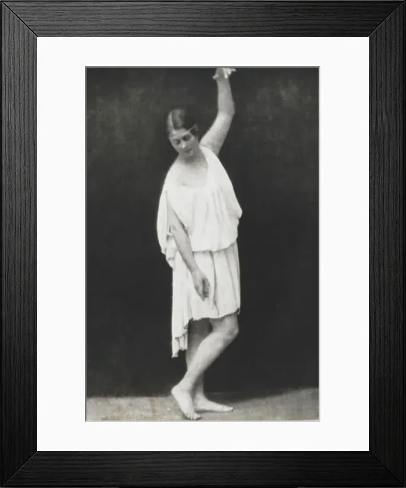 Framed Print : Isadora Duncan dancing, between 1896 and 1942. Creator: Arnold Genthe Framed Print : Isadora Duncan dancing, between 1896 and 1942. Creator: Arnold Genthe