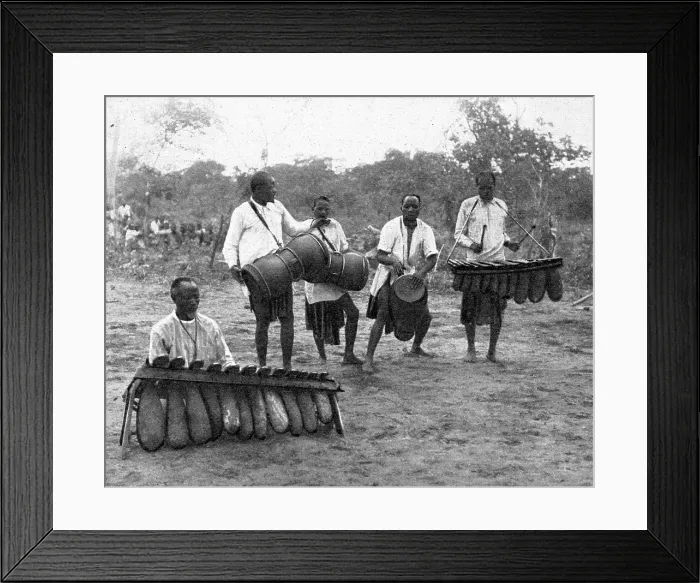 Framed Print : Musiciens du Barotse; Afrique Australe, 1914. Creator: Unknown Framed Print : Musiciens du Barotse; Afrique Australe, 1914. Creator: Unknown