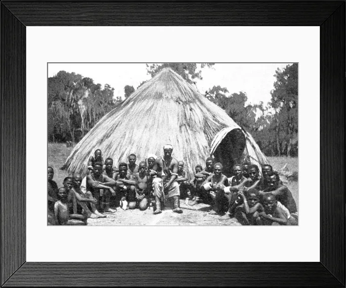 Framed Print : Indigenes des bords du Tanganyika; Afrique Australe, 1914. Creator: Unknown Framed Print : Indigenes des bords du Tanganyika; Afrique Australe, 1914. Creator: Unknown