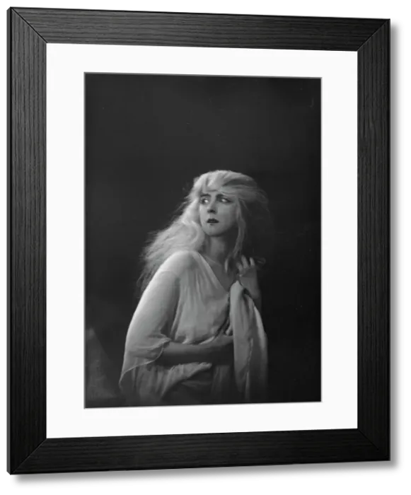 Framed Print : St. Denis, Ruth, 1919 Feb. 11. Creator: Arnold Genthe
