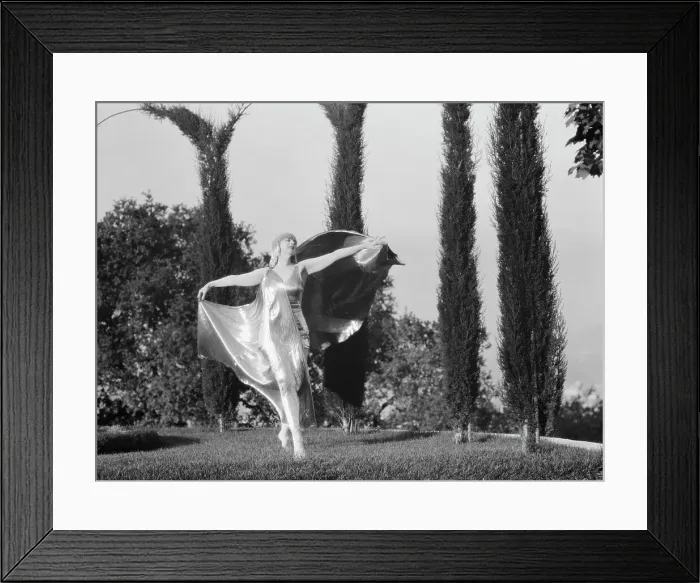 Framed Print : St. Denis, Ruth, 1927 July or Aug. Creator: Arnold Genthe Framed Print : St. Denis, Ruth, 1927 July or Aug. Creator: Arnold Genthe