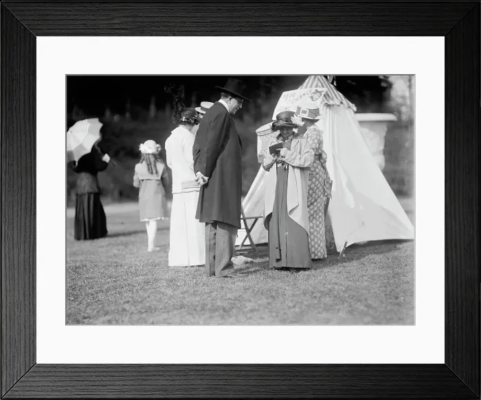 Framed Print : Friendship Charity Fete - William Randolph Hearst; Mary C. McCauley, 1913. Creator: Harris & Ewing. Friendship Charity Fete - William Randolph Hearst; Mary C. McCauley, 1913. Creator: Harris & Ewing Framed Print : Friendship Charity Fete - William Randolph Hearst; Mary C. McCauley, 1913. Creator: Harris & Ewing. Friendship Charity Fete - William Randolph Hearst; Mary C. McCauley, 1913. Creator: Harris & Ewing