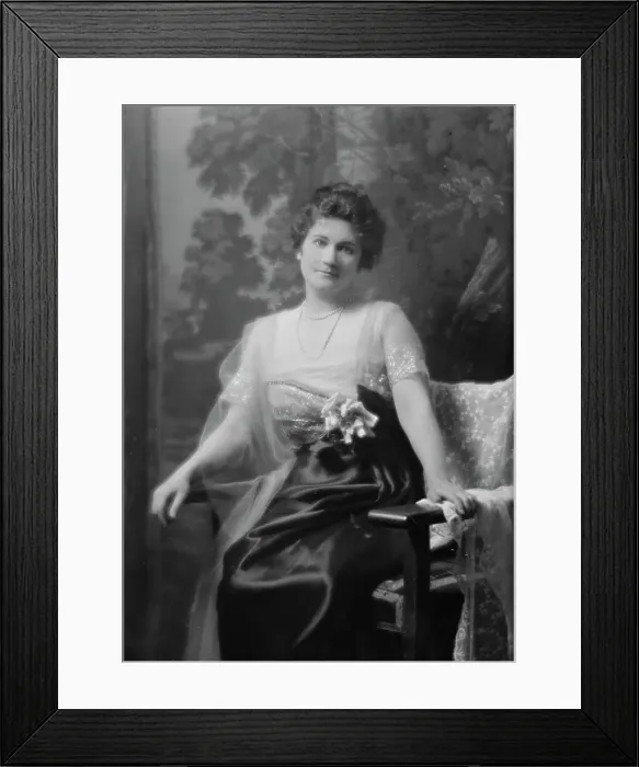 Framed Print : Linthicum, Lotta, Miss, portrait photograph, 1914 Apr. 2. Creator: Arnold Genthe Framed Print : Linthicum, Lotta, Miss, portrait photograph, 1914 Apr. 2. Creator: Arnold Genthe