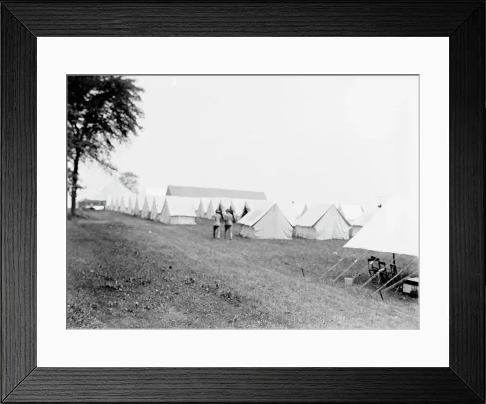 Framed Print : Gettysburg Reunion, 1913. Creator: Harris & Ewing. Gettysburg Reunion, 1913. Creator: Harris & Ewing Framed Print : Gettysburg Reunion, 1913. Creator: Harris & Ewing. Gettysburg Reunion, 1913. Creator: Harris & Ewing