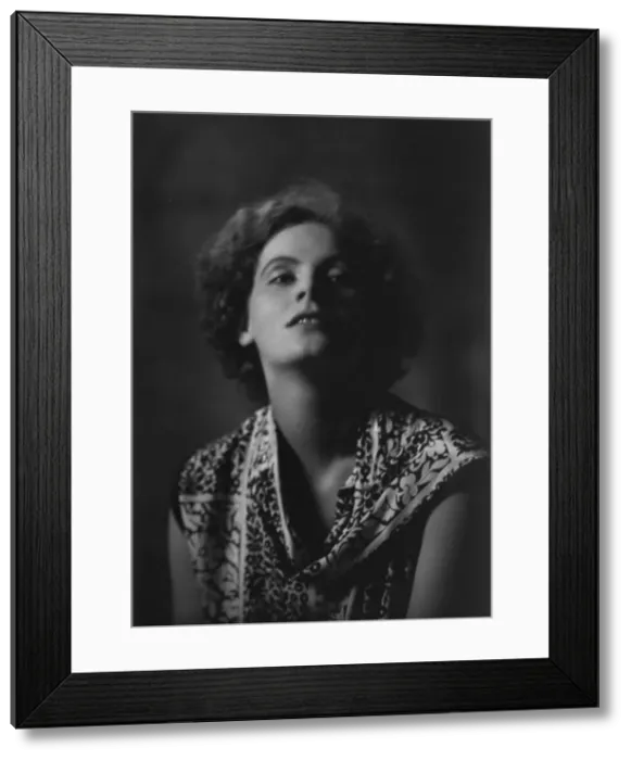 Framed Print : Miss Greta Garbo, portrait photograph, 1925 July 27. Creator: Arnold Genthe Framed Print : Miss Greta Garbo, portrait photograph, 1925 July 27. Creator: Arnold Genthe