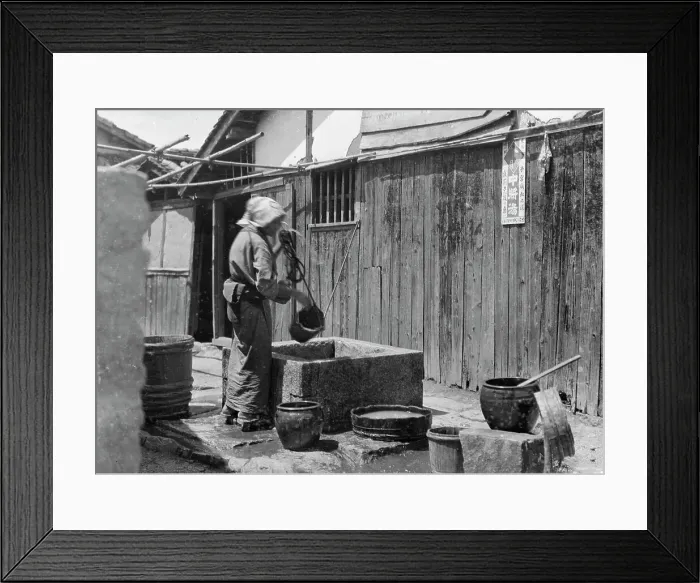 Framed Print : Travel views of Japan and Korea, 1908. Creator: Arnold Genthe Framed Print : Travel views of Japan and Korea, 1908. Creator: Arnold Genthe